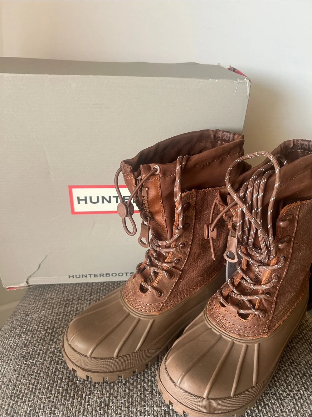 Hunter Skylar Bungee Waterproof Brown Winter Boots Size 7 Gorpcore Outdoor Fall